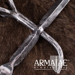 Luzerner Hammer geschmiedet auf https://armatae.shop Luzerner Hammer geschmiedet auf https://armatae.shop