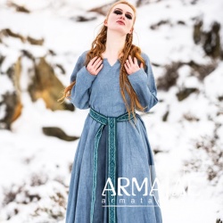 Wikinger Kleid 100 % Leinen "Anna" Taubenblau auf https://armatae.shop Wikinger Kleid 100 % Leinen "Anna" Taubenblau auf https://armatae.shop