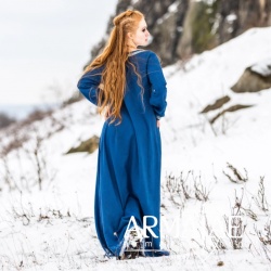 Wikingerkleid "Brigida" Blau auf https://armatae.shop Wikingerkleid "Brigida" Blau auf https://armatae.shop