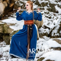 Wikingerkleid "Brigida" Blau auf https://armatae.shop