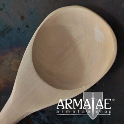 Große Kelle aus Holz mit Lederband auf https://armatae.shop Große Kelle aus Holz mit Lederband auf https://armatae.shop