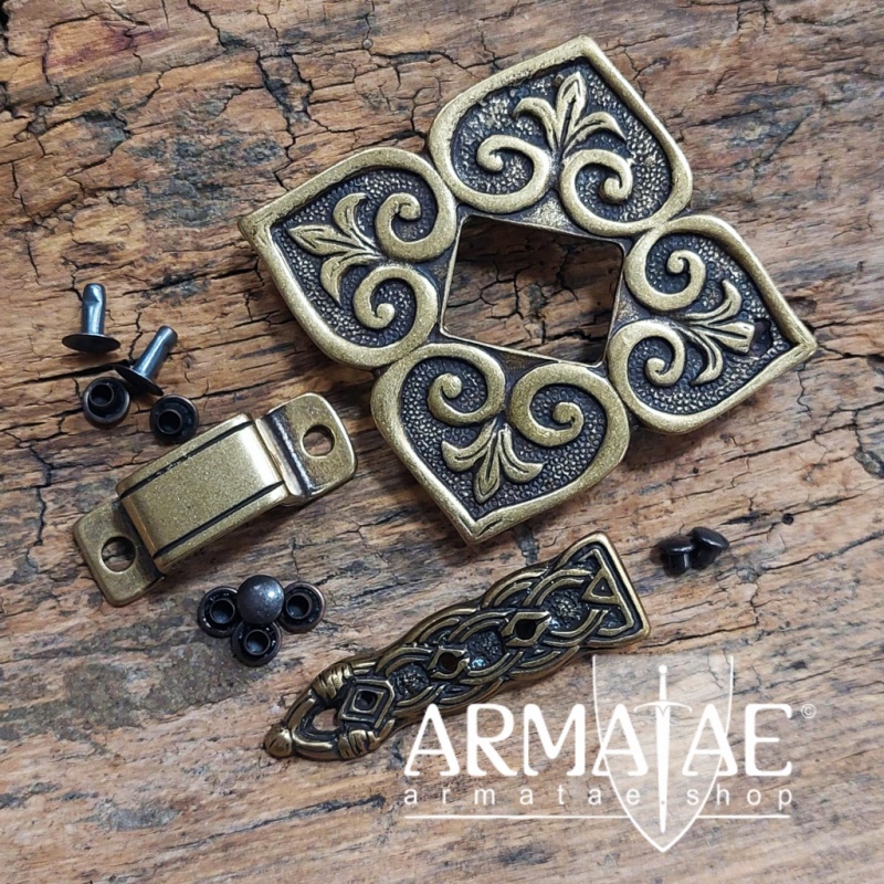 Wikinger-Taschenverschluss Set auf https://armatae.shop Wikinger-Taschenverschluss Set auf https://armatae.shop