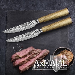 2 Stück Damast Steakmesser mit Eichenbretter auf https://armatae.shop 2 Stück Damast Steakmesser mit Eichenbretter auf https://armatae.shop