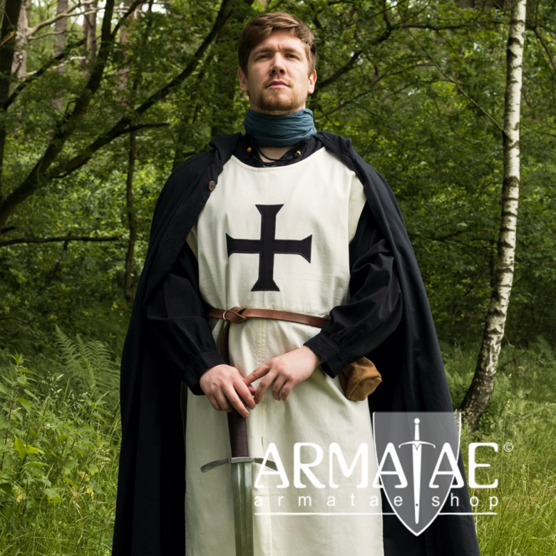 Waffenrock 1280004413 der Deutschordenritter auf https://armatae.shop Waffenrock 1280004413 der Deutschordenritter auf https://armatae.shop