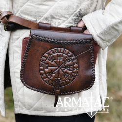 Gürteltasche mit Vegvisir-Prägung, Leder, Braun auf https://armatae.shop Gürteltasche mit Vegvisir-Prägung, Leder, Braun auf https://armatae.shop
