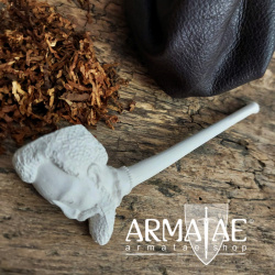 Traditionell gebackene Ton Tabakpfeife des 17. Jhd. Motiv Afrikaner auf https://armatae.shop