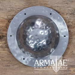 House of Warfare Schildbuckel in Hammerschlag-Optik auf https://armatae.shop