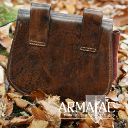 Gürteltasche mit Drachen-Prägung, Leder, Braun auf https://armatae.shop Gürteltasche mit Drachen-Prägung, Leder, Braun auf https://armatae.shop