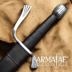 Schaukampf-Falchion mit Lederscheide auf https://armatae.shop Schaukampf-Falchion mit Lederscheide auf https://armatae.shop