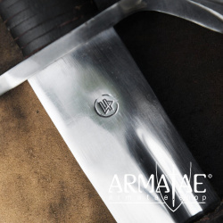 Schaukampf-Falchion mit Lederscheide auf https://armatae.shop Schaukampf-Falchion mit Lederscheide auf https://armatae.shop