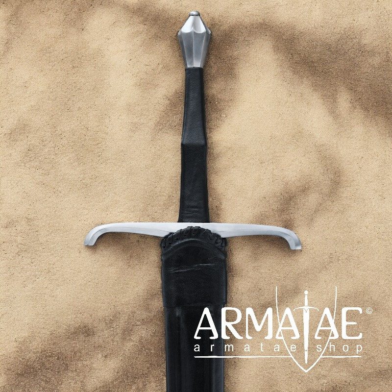 Italienischer Anderthalbhänder mit Scheide auf https://armatae.shop Italienischer Anderthalbhänder mit Scheide auf https://armatae.shop