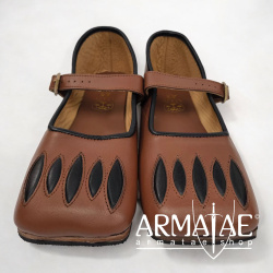 Kuhmaulschuhe / Renaissance Schuhe braun-schwarz "Caspar" auf https://armatae.shop Kuhmaulschuhe / Renaissance Schuhe braun-schwarz "Caspar" auf https://armatae.shop