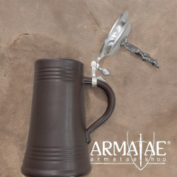 1 lt Toledo Bierkrug mit Ritter auf https://armatae.shop