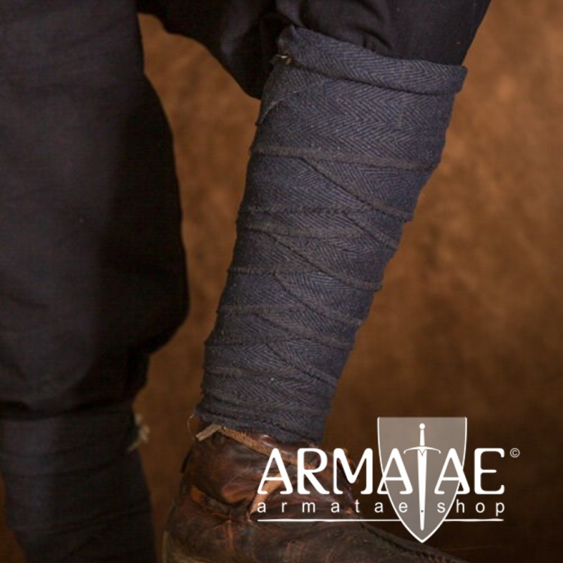 Wadenwickel "Woodland" Nachtgrau von Epic Armoury auf https://armatae.shop Wadenwickel "Woodland" Nachtgrau von Epic Armoury auf https://armatae.shop