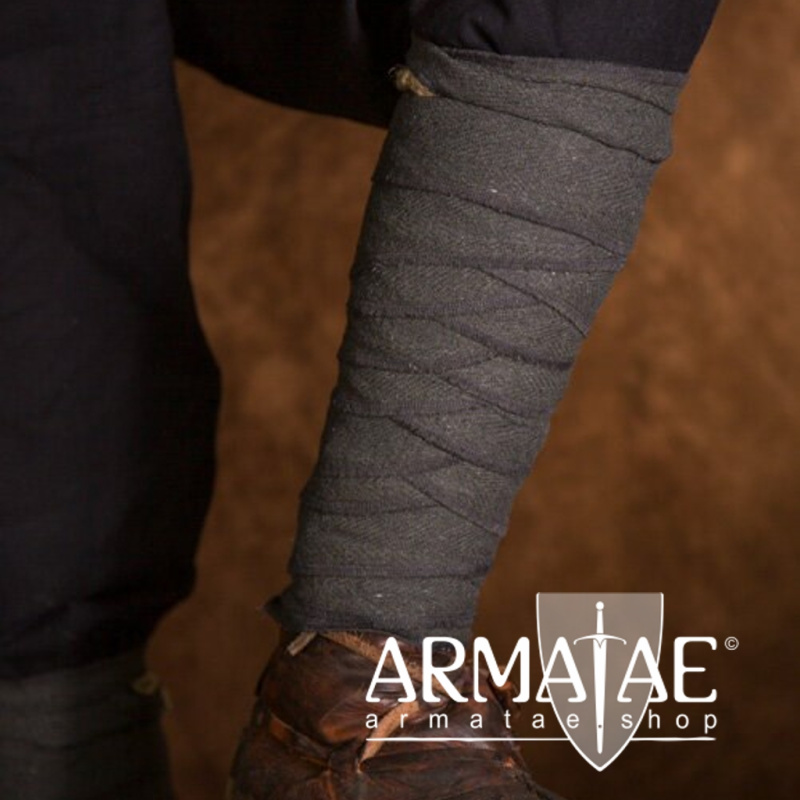 Wadenwickel "Woodland" Rangergrün von Epic Armoury auf https://armatae.shop Wadenwickel "Woodland" Rangergrün von Epic Armoury auf https://armatae.shop
