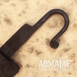 Hale, Feuersäge, verstellbarer Kesselhaken, handgeschmiedet auf https://armatae.shop Hale, Feuersäge, verstellbarer Kesselhaken, handgeschmiedet auf https://armatae.shop