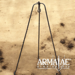 Dreibein handgeschmiedet auf https://armatae.shop