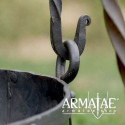 Mittlerer vernieteter Lagertopf, ca. 9 Liter auf https://armatae.shop Mittlerer vernieteter Lagertopf, ca. 9 Liter auf https://armatae.shop