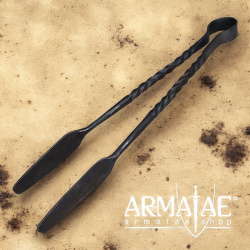 Handgeschmiedete Grillzange auf https://armatae.shop Handgeschmiedete Grillzange auf https://armatae.shop