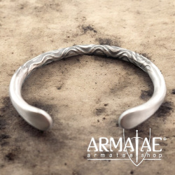 Armreif "500" Massiv Silber auf https://armatae.shop Armreif "500" Massiv Silber auf https://armatae.shop