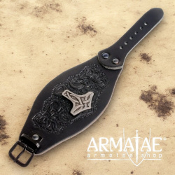 Leder Armband "Mjölnir" auf https://armatae.shop Leder Armband "Mjölnir" auf https://armatae.shop