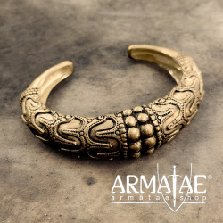 Schwerer Wikinger-Armreif "Hornelund" aus Bronze auf https://armatae.shop