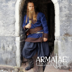 Wikinger Tunika Wolle "Roland" Dunkelblau auf https://armatae.shop Wikinger Tunika Wolle "Roland" Dunkelblau auf https://armatae.shop