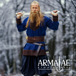 Wikinger Tunika Wolle "Roland" Dunkelblau auf https://armatae.shop Wikinger Tunika Wolle "Roland" Dunkelblau auf https://armatae.shop