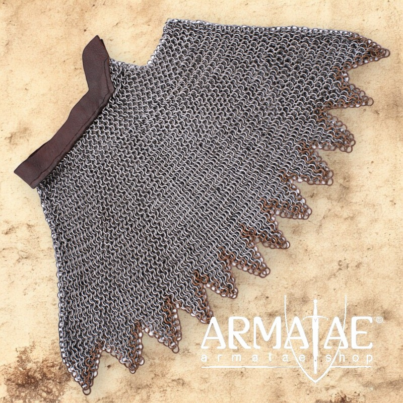 Kettenbrünne aus Federstahl, ID 8mm, unbehandelt mit Leder auf https://armatae.shop Kettenbrünne aus Federstahl, ID 8mm, unbehandelt mit Leder auf https://armatae.shop