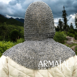 Kettenhaube mit dreieckigem Mundschutz, ID 8mm, unbehandelt auf https://armatae.shop Kettenhaube mit dreieckigem Mundschutz, ID 8mm, unbehandelt auf https://armatae.shop