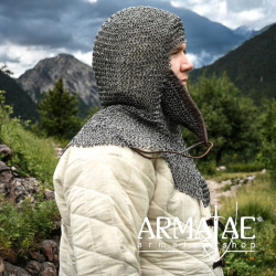Kettenhaube mit dreieckigem Mundschutz, ID 8mm, unbehandelt auf https://armatae.shop Kettenhaube mit dreieckigem Mundschutz, ID 8mm, unbehandelt auf https://armatae.shop