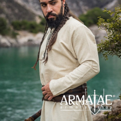 Tunika Ragnar Leinen Natur auf https://armatae.shop Tunika Ragnar Leinen Natur auf https://armatae.shop