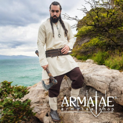 Tunika Ragnar Leinen Natur auf https://armatae.shop Tunika Ragnar Leinen Natur auf https://armatae.shop