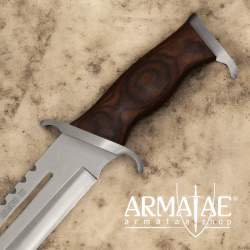 Das Rambo III Deluxe Messer auf https://armatae.shop Das Rambo III Deluxe Messer auf https://armatae.shop