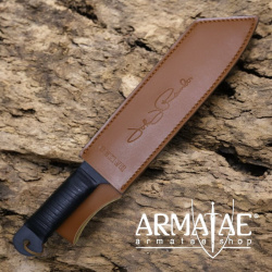 Das Rambo IV Deluxe Messer auf https://armatae.shop Das Rambo IV Deluxe Messer auf https://armatae.shop