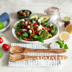 Zweiteiliges Salatbesteck Olivenholz 29 cm auf https://armatae.shop Zweiteiliges Salatbesteck Olivenholz 29 cm auf https://armatae.shop
