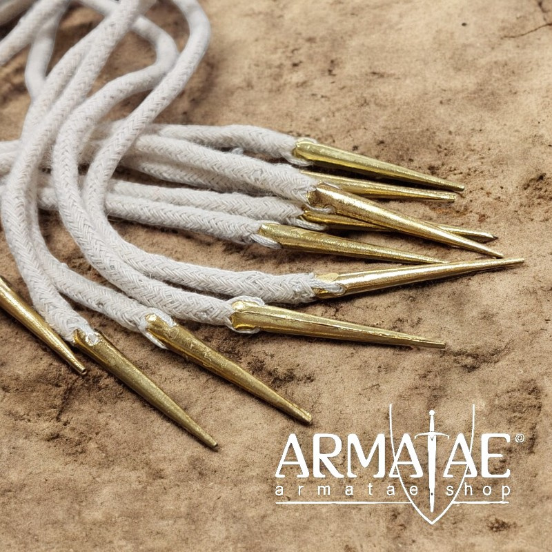 Nestelbänder, 5 Stück, Natur auf https://armatae.shop Nestelbänder, 5 Stück, Natur auf https://armatae.shop