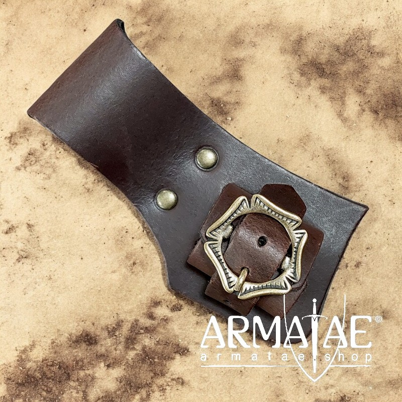 Dolchhalter für Rechtshänder auf https://armatae.shop Dolchhalter für Rechtshänder auf https://armatae.shop