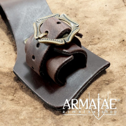 Dolchhalter für Rechtshänder auf https://armatae.shop Dolchhalter für Rechtshänder auf https://armatae.shop