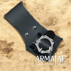 Dolchhalter für Rechtshänder auf https://armatae.shop Dolchhalter für Rechtshänder auf https://armatae.shop