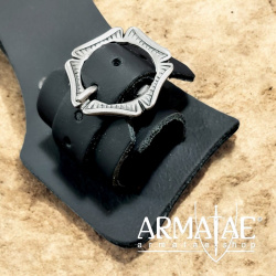 Dolchhalter für Rechtshänder auf https://armatae.shop Dolchhalter für Rechtshänder auf https://armatae.shop