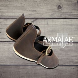 Leonardo Carbone Mittelalter Damenschuhe Cecilie in Braun auf https://armatae.shop Leonardo Carbone Mittelalter Damenschuhe Cecilie in Braun auf https://armatae.shop