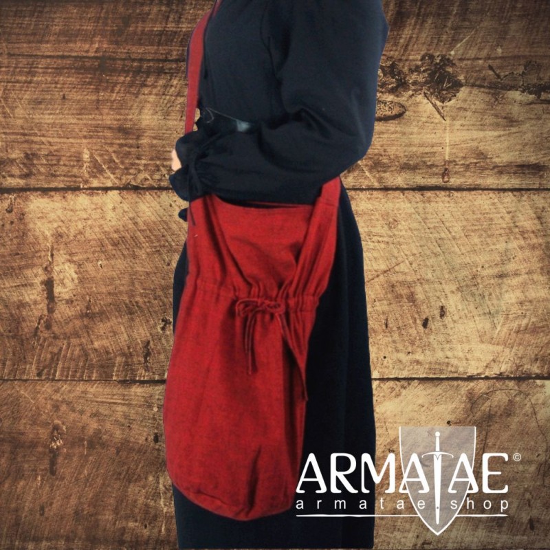 Leonardo Carbone Umhängetasche Leti in Blau, Braun, Grün, Natur, Rot oder Schwarz 9090 auf https://armatae.shop Leonardo Carbone Umhängetasche Leti in Blau, Braun, Grün, Natur, Rot oder Schwarz 9090 auf https://armatae.shop
