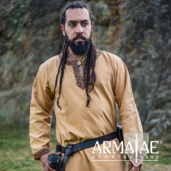 Armatae.shop Tunika Halvor Honigbraun ALC-2084b 1 von Leonardo Carbone