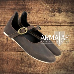 Leonardo Carbone Mittelalter Damenschuhe Cecilie in Braun auf https://armatae.shop Leonardo Carbone Mittelalter Damenschuhe Cecilie in Braun auf https://armatae.shop