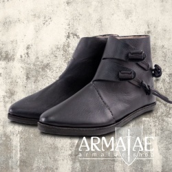 Massive Wikinger Schuhe...