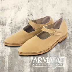 Riemchenschuhe...